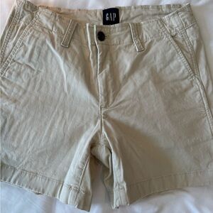 GAP Women’s Khaki Chino Shorts Size 4 Classic Preppy